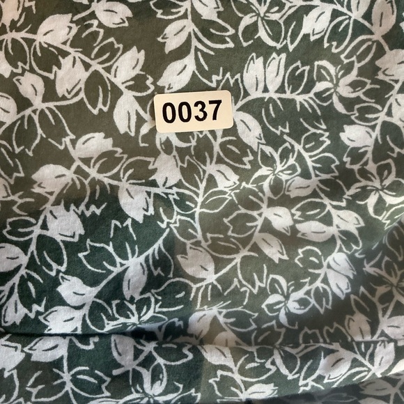 Express Green and White Casual Button Down Shirt - Picture 7 of 7